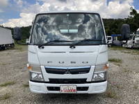 三菱ふそうキャンター平ボディ小型（2t・3t）[写真09]