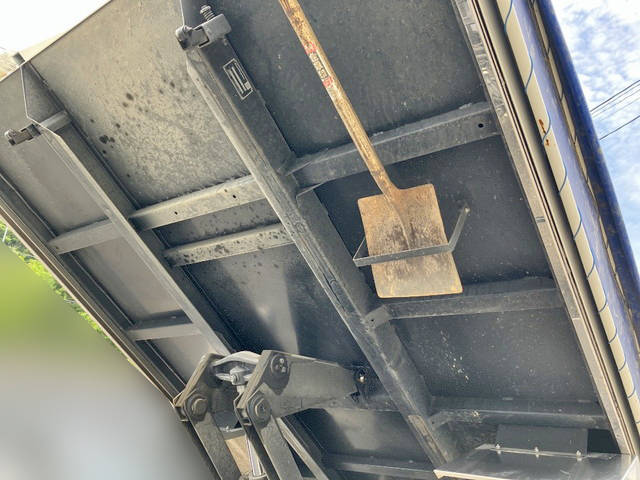 日野レンジャーダンプ中型（4t）[写真16]