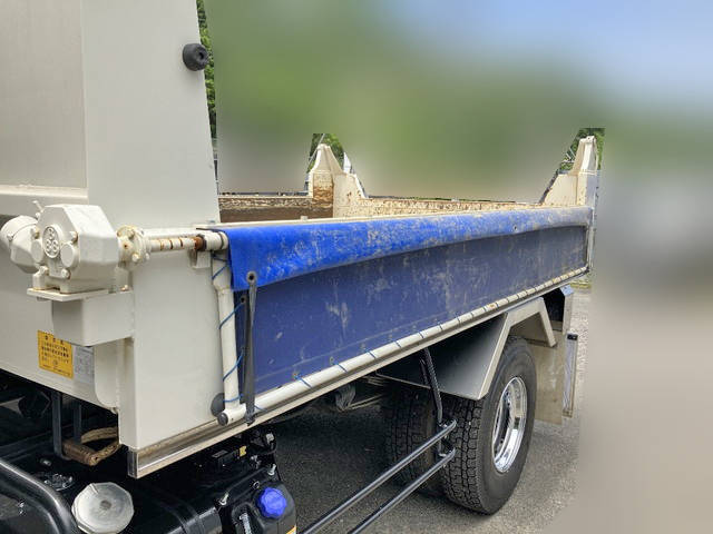 日野レンジャーダンプ中型（4t）[写真06]