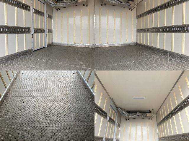 日野デュトロ冷凍車（冷蔵車）小型（2t・3t）[写真12]