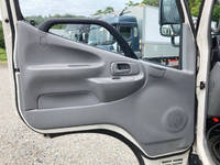 日野デュトロ冷凍車（冷蔵車）小型（2t・3t）[写真27]