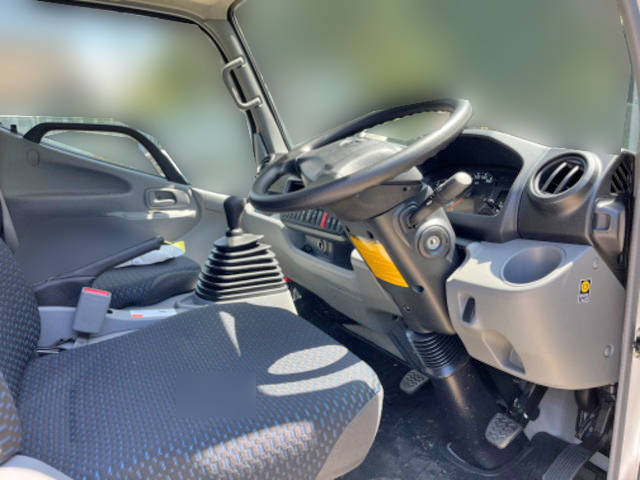 トヨタダイナ平ボディ小型（2t・3t）[写真15]