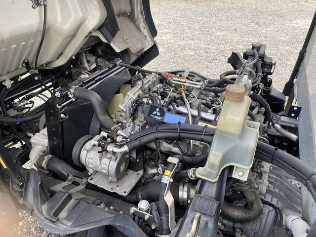 三菱ふそうキャンター冷凍車（冷蔵車）小型（2t・3t）[写真21]