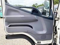 三菱ふそうキャンター冷凍車（冷蔵車）小型（2t・3t）[写真25]