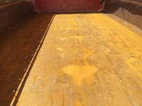 三菱ふそうスーパーグレートダンプ大型（10t）[写真11]