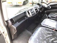 日野レンジャーセルフクレーン4段中型（4t）[写真33]