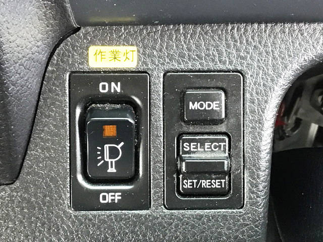 日野レンジャーセルフクレーン4段中型（4t）[写真38]