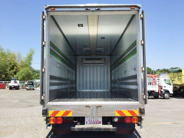 日野レンジャー冷蔵冷凍ウイング増トン（6t・8t）[写真12]