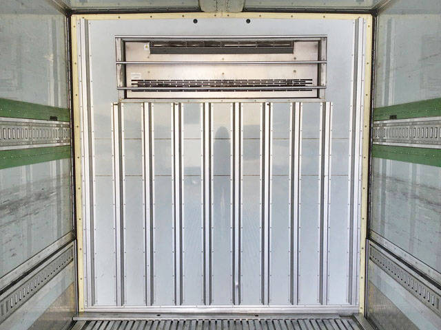 日野レンジャー冷蔵冷凍ウイング増トン（6t・8t）[写真17]