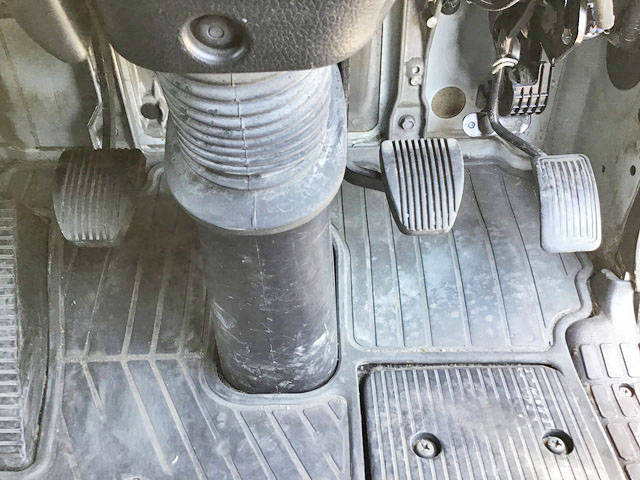 日野レンジャー冷蔵冷凍ウイング増トン（6t・8t）[写真36]