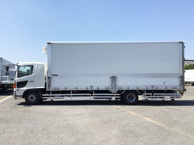 日野レンジャー冷蔵冷凍ウイング増トン（6t・8t）[写真05]