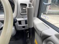 日野デュトロダブルキャブ・ダンプ小型（2t・3t）[写真31]