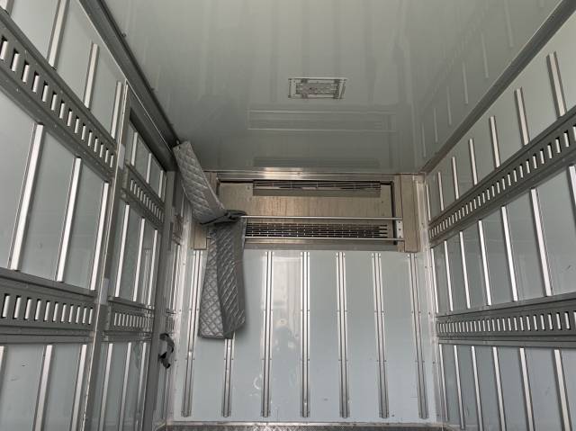 三菱ふそうキャンター冷凍車（冷蔵車）小型（2t・3t）[写真11]