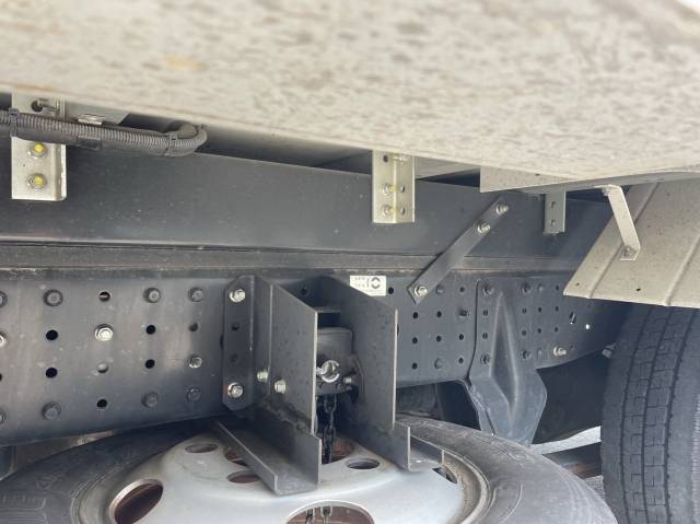 三菱ふそうキャンター冷凍車（冷蔵車）小型（2t・3t）[写真16]