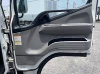 三菱ふそうキャンター冷凍車（冷蔵車）小型（2t・3t）[写真20]