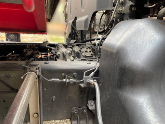 いすゞギガタンク車（タンクローリー）大型（10t）[写真15]