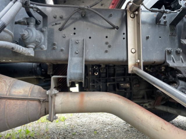 いすゞギガタンク車（タンクローリー）大型（10t）[写真17]