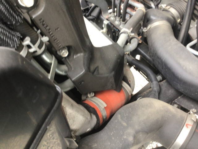 いすゞギガタンク車（タンクローリー）大型（10t）[写真20]