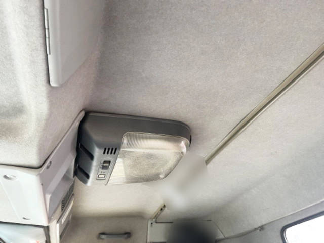 いすゞギガタンク車（タンクローリー）大型（10t）[写真26]