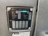 いすゞギガタンク車（タンクローリー）大型（10t）[写真32]