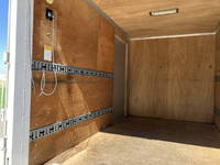 三菱ふそうキャンターアルミバン小型（2t・3t）[写真12]