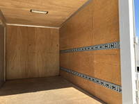 三菱ふそうキャンターアルミバン小型（2t・3t）[写真13]