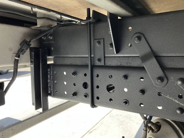 三菱ふそうキャンターアルミバン小型（2t・3t）[写真18]