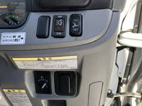 三菱ふそうキャンターアルミバン小型（2t・3t）[写真28]