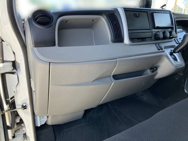 三菱ふそうキャンターアルミバン小型（2t・3t）[写真34]