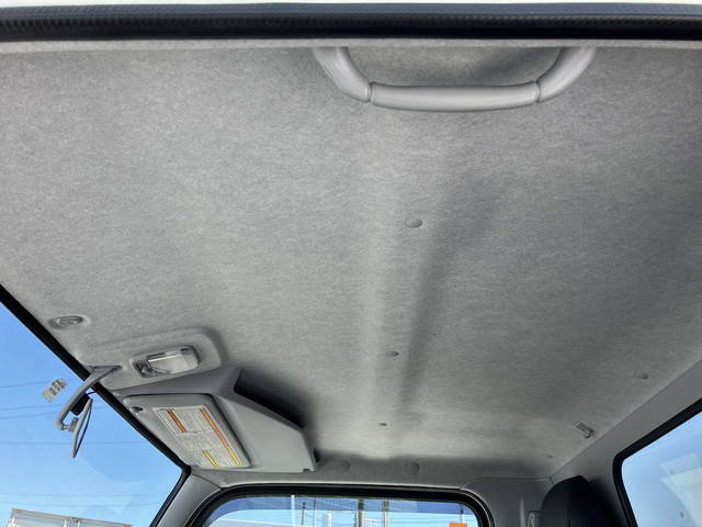 三菱ふそうキャンターアルミバン小型（2t・3t）[写真35]