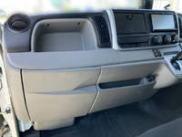 三菱ふそうキャンターアルミバン小型（2t・3t）[写真36]