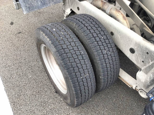 三菱ふそうキャンターダンプ小型（2t・3t）[写真15]