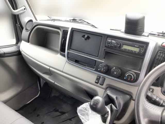 三菱ふそうキャンターダンプ小型（2t・3t）[写真26]