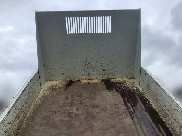 三菱ふそうキャンターダンプ小型（2t・3t）[写真08]