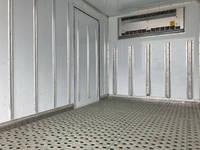 日野デュトロ冷凍車（冷蔵車）小型（2t・3t）[写真11]