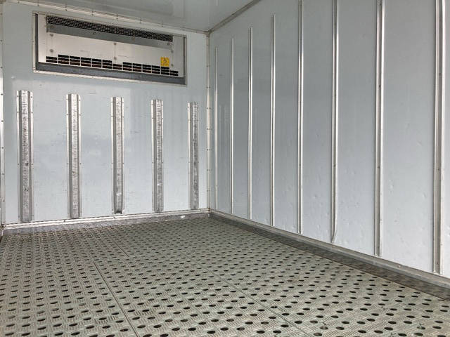 日野デュトロ冷凍車（冷蔵車）小型（2t・3t）[写真12]