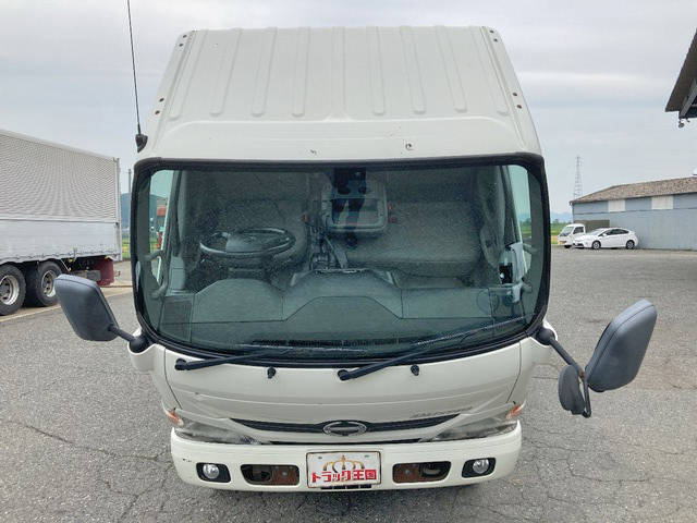 日野デュトロ冷凍車（冷蔵車）小型（2t・3t）[写真08]