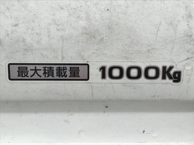 日産バネット平ボディ小型（2t・3t）[写真16]