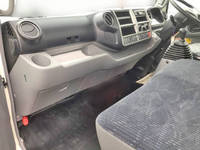 日野デュトロセーフティローダー小型（2t・3t）[写真27]