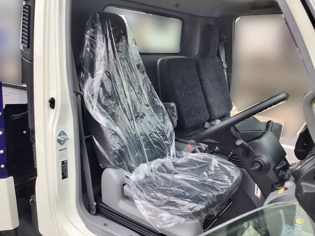 日野デュトロセーフティローダー小型（2t・3t）[写真30]