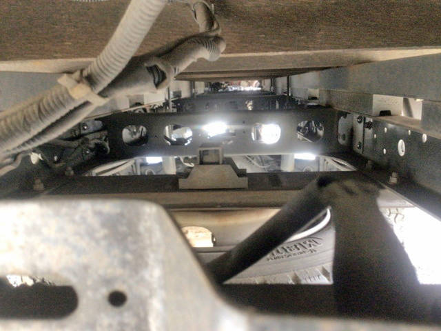 日野デュトロ幌ウイング小型（2t・3t）[写真18]