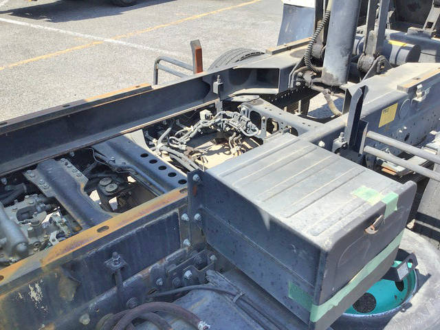 三菱ふそうファイターダンプ中型（4t）[写真19]