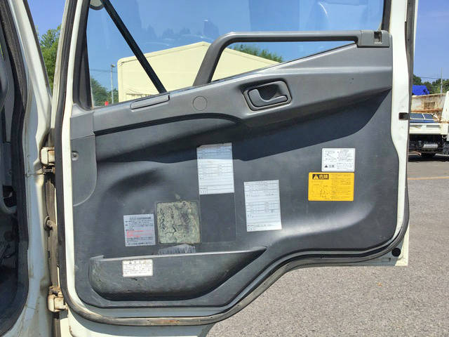 三菱ふそうファイターダンプ中型（4t）[写真29]