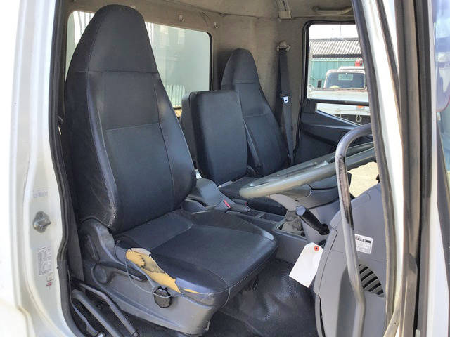 三菱ふそうファイターダンプ中型（4t）[写真33]