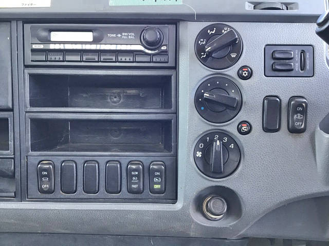 三菱ふそうファイターダンプ中型（4t）[写真35]