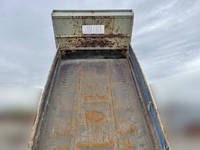 三菱ふそうファイターダンプ中型（4t）[写真07]