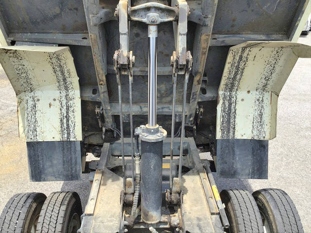 三菱ふそうファイターダンプ中型（4t）[写真20]