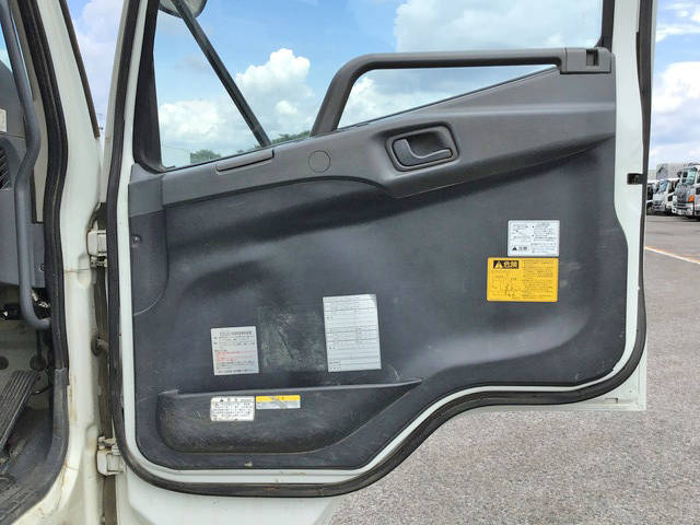 三菱ふそうファイターダンプ中型（4t）[写真30]