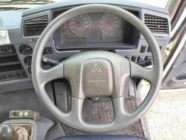 三菱ふそうファイターダンプ中型（4t）[写真36]