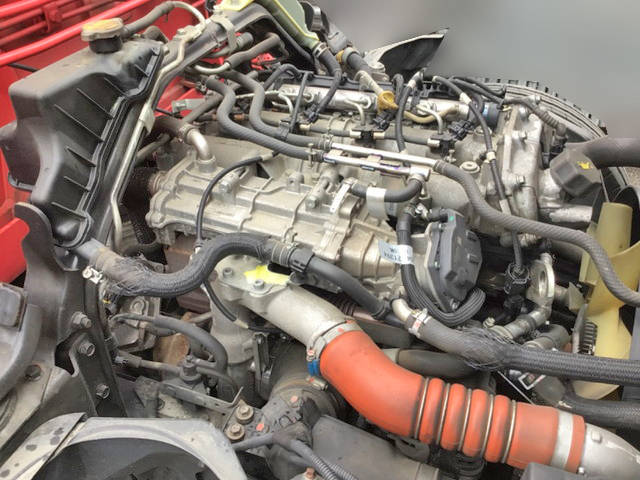 三菱ふそうキャンタークレーン3段小型（2t・3t）[写真13]